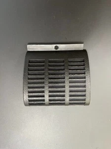 Mercedes W116 A1166801639 Lautsprecher Abdeckung schwarz rechts - Bild 1 von 2