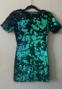 TOPSHOP Petite Iridescent Green Velvet Sequin Mini Dress Size 6 BNWT Sparkle - Picture 1 of 11