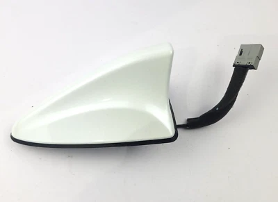Módulo antena aleta tiburón exterior techo HYUNDAI SANTA FE 2013-2016 96210-4Z300SWP Foto 1 de 4