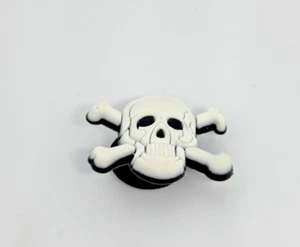 Crocs Jibbitz Shoe Charm Skull and Crossbones Black White Emo Rocker Goth Pirate - Picture 1 of 2