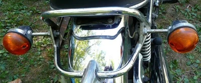 Triumph Bonneville Special - T140 - Barra de agarre trasera e indicadores - Señales de giro Foto 1 de 4