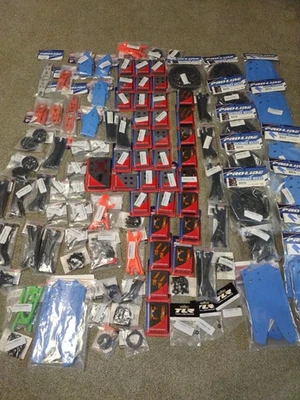 Lote de piezas de radiocontrol nuevas Arrma Pro-Line carrocería ejes de transmisión de aluminio neumáticos ruedas Foto 1 de 3