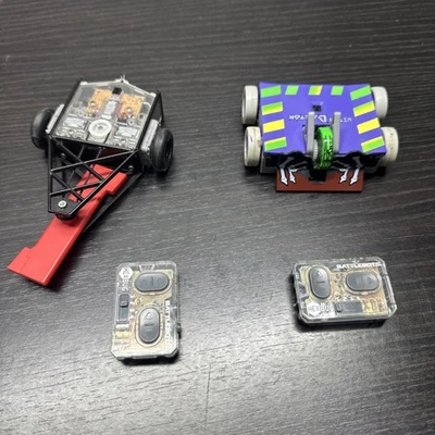 2 Hexbug BattleBots - Tombstone VS Witch Doctor с Пультами, Работа, НЕПРОВЕРЕННЫЕ - Изображение 1 из 4