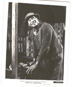 Foto de prensa vintage de 1942 del actor de Hollywood Paul Robeson película 'Cuentos de Manhattan' - Imagen 1 de 2