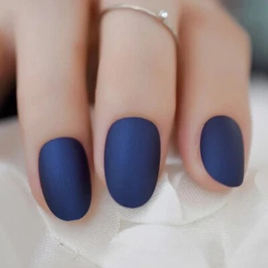 24 Matt Glanz Dunkelblau Kurz Press On Nägel Set mit Kleber Oval Rund Schimmer - Bild 1 von 7