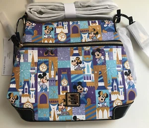 2021 Dooney & Bourke Walt Disney World 50th Anniversary Crossbody Bag Purse - Picture 1 of 3