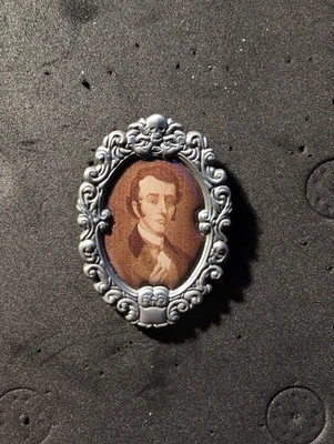 Pin Master Gracey Disneyland DCA WDW 2017 Haunted Mansion Mystery Cameo - Imagem 1 de 3