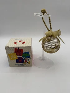 Walt Disney World 2000 Ornament Mickey Gold Mesh rund Vintage mit Box - Bild 1 von 7