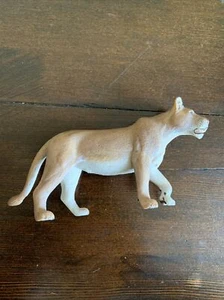 Scheich Female Lion Figure 2006 Germany Made In China 4 Inches Long Cougar? - Picture 1 of 8