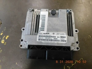Jeep Grand Cherokee 2014 ecu/ecm P68211669ah - Imagen 1 de 5