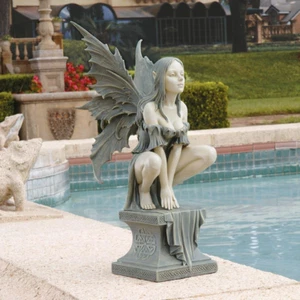 Keltische Fee gefährliche Barsch Outdoor Garten Statue groß 19 Zoll zweifarbiger Stein - Bild 1 von 5
