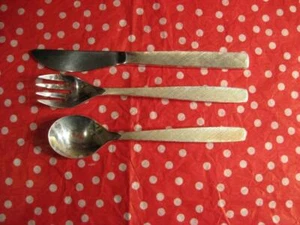 INTERNATIONAL SILVER CO. UAL TEXTURED THREE PIECE FLATWARE SET - Picture 1 of 1