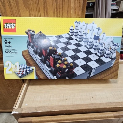 LEGO Miscellaneous: Lego Chess (40174) - Image 1 of 4