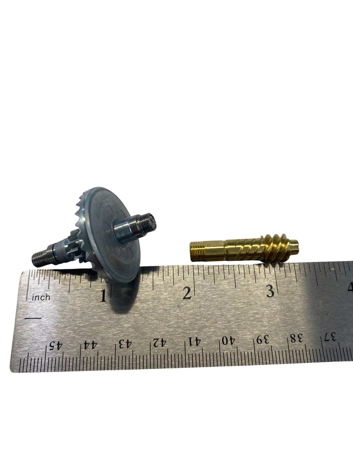 Z02-3102 (piñón + unidad de engranaje de transmisión) Foto 1 de 1