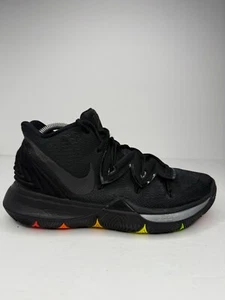 Nike Kyrie 5 Nero Neon Suola Arcobaleno Basket AO2918-001 Uomo Taglia 7,5 - Foto 1 di 9