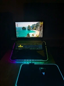 MSI Crosshair B15 i9 QHD 165hz Gaming Laptop - Picture 1 of 8