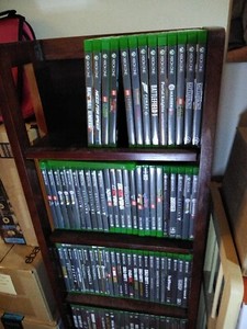Xbox One Games with Inserts or Manuals