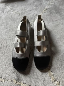 Chanel Satin Flats Size 38 Authentic Beautiful In Great Condition - Picture 1 of 7