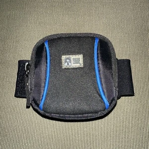 Case Logic Small MP3 Case Holder w Armband Blue / Black New Old Stock - Picture 1 of 3
