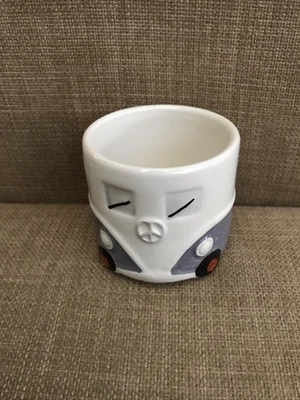 Plantador de cerámica Volkswagen Bus Mini Suculentas pequeño soporte para plantas gris blanco Foto 1 de 4