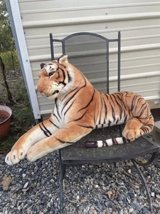 Juguete de peluche Jumbo realista tigre de Bengala acostado 32 pulgadas de largo - Imagen 1 de 19