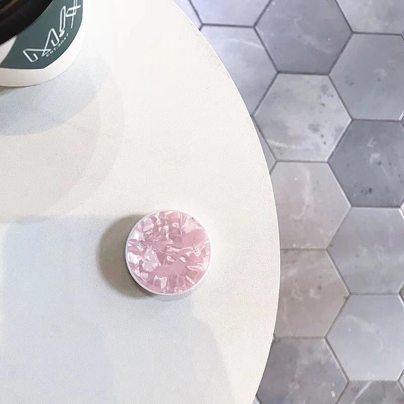 Soporte magnético con soporte para enchufe emergente color Magsafe para teléfono iPhone 12-17 Foto 1 de 1