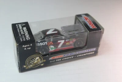 39-74 ACTION ** РЕДКАЯ ** 2010 1/64 DANICA PATRICK TISSOT IMPALA ДЕБЮТАНТ ПОЛОСКИ. - Изображение 1 из 4