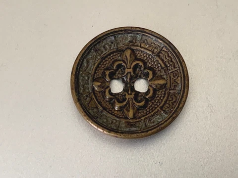 Antique French Metal Button - Fleur de Lys design 1.7cm Cover