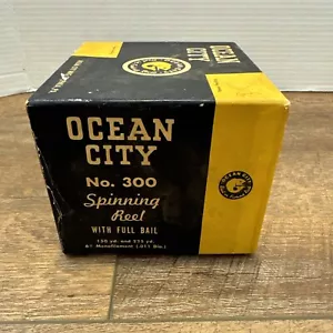 Vintage Ocean City No. 300 Fishing Box And JC Higgins’s Casting Reel - Picture 1 of 14
