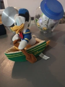 Donald Sur Son Bateau Peluche Disney Ch0103 Disneyland Paris - Imagen 1 de 11
