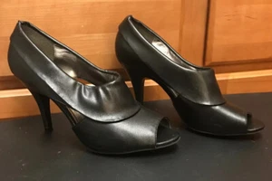 Rampage Elian Classic Black Leather Peep Toe Heel Shoes Women Size 10 - Picture 1 of 8