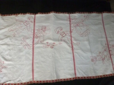 nappe  ou centre de table  d'Alsace   brodée main  sur lin à liteau  ref  176ALS - Photo 1/4