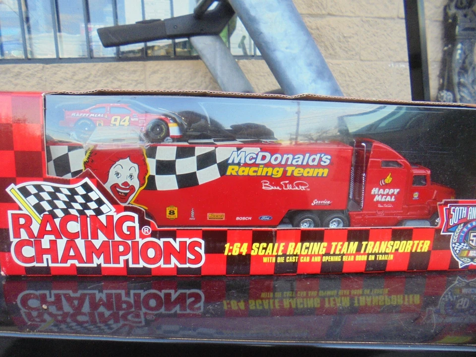 1993 Dale Earnhardt #3 Racing Champions Diecast Team TRANSPORTER 1 64