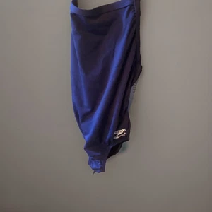 NWT’s Girls Speedo One Piece Swimsuit Retails $78 - Picture 1 of 9