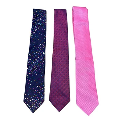 Juego de 3 corbatas de seda Charles Tyrwhitt azul marino lunares rosa patrón geométrico vintage Foto 1 de 4