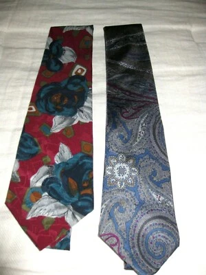 DOS CORBATAS HOMBRE ENVIADO SEDA Foto 1 de 3