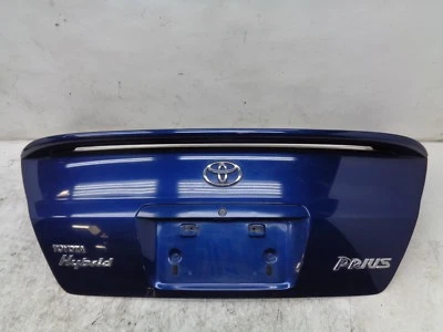 DK901584 2001-2003 TOYOTA PRIUS REAR TRUNK LID HATCH W/ SPOILER BLUE OEM — 第 1/4 张图片