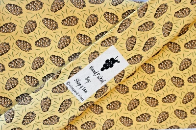 CORBATA HOMBRE VINEYARD VINES AMARILLO/PINO PIÑÓN Ancho: 3,7/8" Largo: 59" Foto 1 de 4