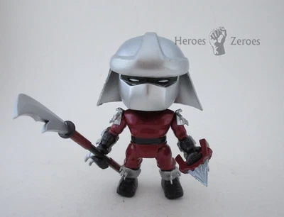 Boneco de ação The Loyal Subjects vinils TMNT metálico SHREDDER Hastings - Imagem 1 de 4