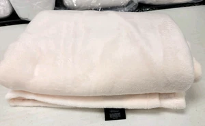 Lauren Ralph Lauren Micromink Plush Soft Twin Blanket Cream - Picture 1 of 7