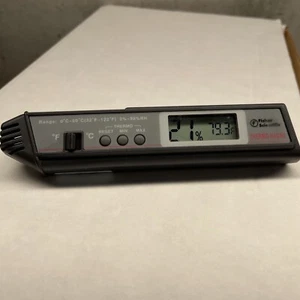 Fisher Scientific, Thermo-Hygro, 0C-50C, 2%-98%RH, Used - Picture 1 of 5