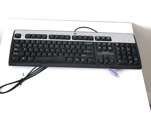 Clavier HP PS/2 JB US modèle 434820-002 avec connecteur ps - Photo 1/8