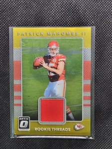 2017 Donruss Optic Rookie Threads Patrick Mahomes RC Player Worn Jersey Patch #7 - Picture 1 of 2