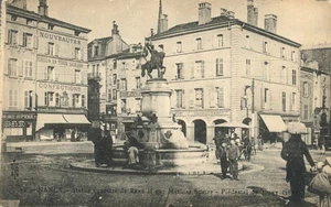 Nancy France Statue of Rene II People & Children Postcard - Picture 1 of 2