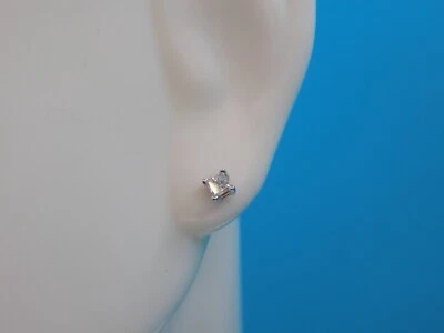 14k white gold diamond stud earrings .20ctw  princess cut - Image 1 of 4