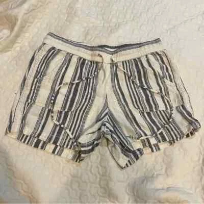 Vintage Linen Blend Faded Glory Striped Cream and Navy Women's Shorts Size 8 - Image 1 of 4