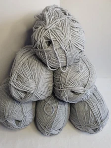 560gm Sirdar Hayfield Soft Twist 252 SILVER DK Wool Yarn Job lot # 72 - Picture 1 of 3