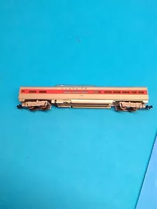 Spur N Santa Fe Personenwagen #502 - Bild 1 von 8
