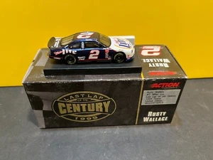 Ford Taurus 1999 1/64 acción oxidado Wallace #2 Miller Lite última vuelta del siglo - Imagen 1 de 2