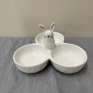 Whimsical Cupboard 10 Strawberry Street Easter Bunny Rabbit 3 Bowls Candy or Dip - Picture 1 of 10